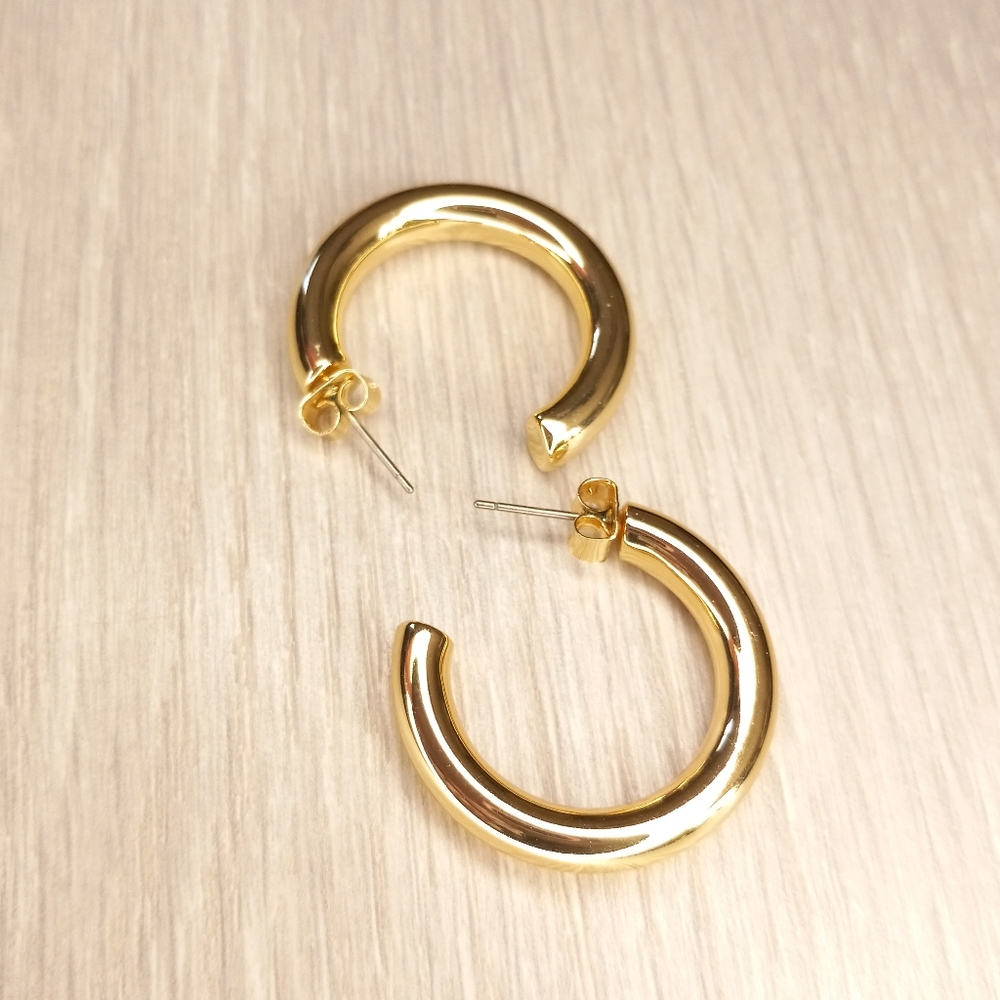 a new day Thick Pipe Hoop Earrings EUC - Picture 4 of 4